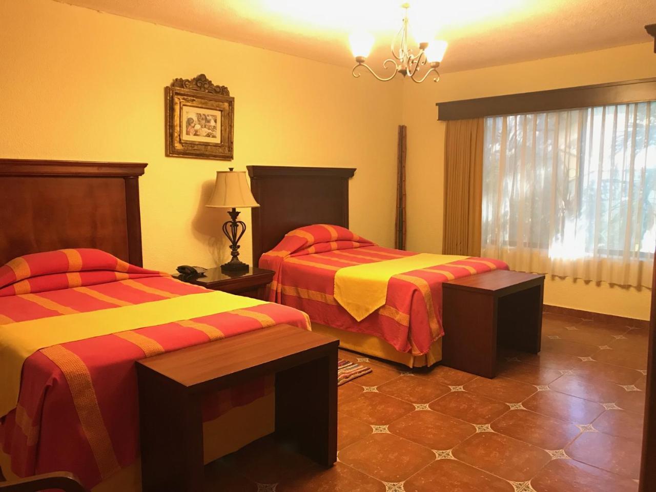 Hotel Valles Сьюдад-Вальес Экстерьер фото