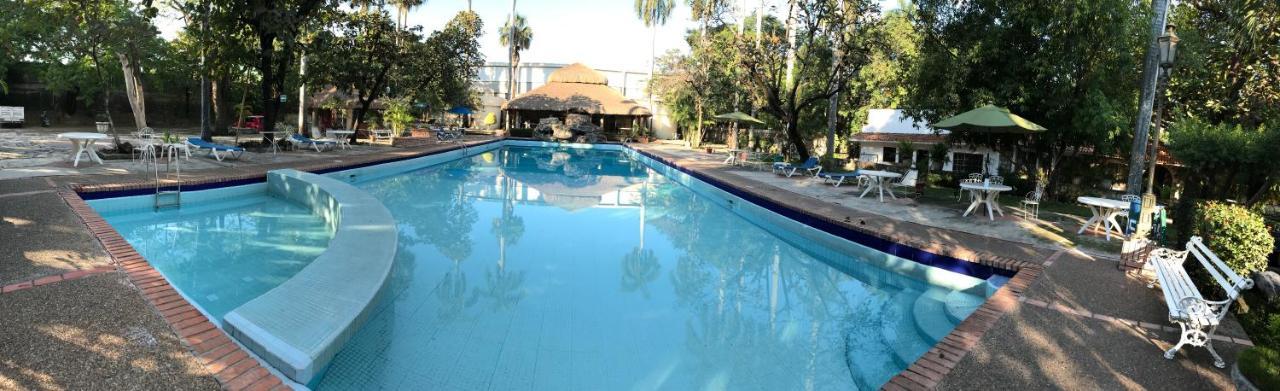 Hotel Valles Сьюдад-Вальес Экстерьер фото