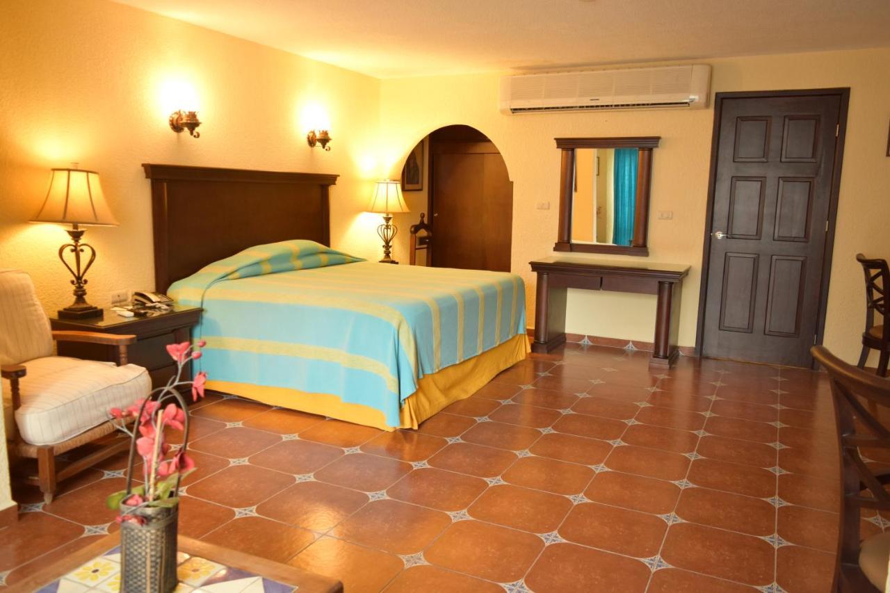 Hotel Valles Сьюдад-Вальес Экстерьер фото